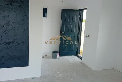 Casă cu 3 camere cu Teren 383 Mp în Vidra
