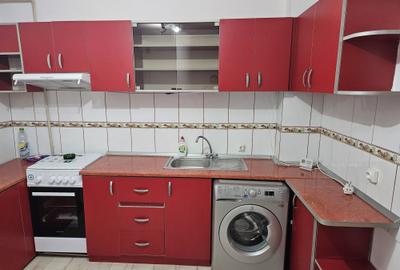 Apartament cu 2 camere decomandat în Exterior Vest