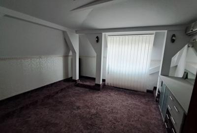 Casă cu 17 camere cu Canalizare în Dacia - 58