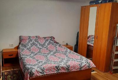 Casă cu 2 camere cu Teren 650 Mp în Poienarii Apostoli
