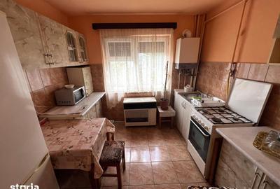 Apartament cu 3 camere în Micro 16 - 11