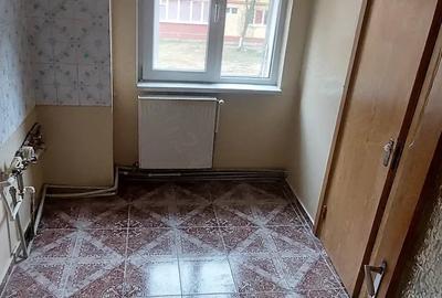 Apartament cu 3 camere semidecomandat în Govândari - 7