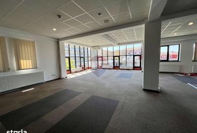 Spațiu comercial, de 291 mp, în Central