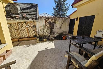 Casă individuală cu 8 camere cu Teren 60 Mp în Brașovul Vechi - 6