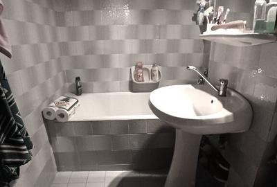 Apartament cu 3 camere decomandat în George Enescu - 4