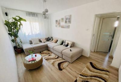 Apartament cu 3 camere decomandat în Alfa - 8