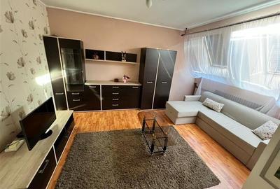 RECO . Apartament cu o camera de inchiriat . - 1