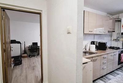 Decomandat.Centrala proprie.2 balcoane.Mobilat si Utilat! - 8