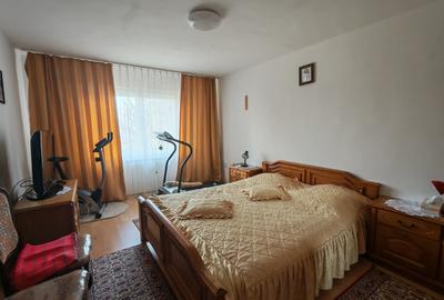 Casă cu 6 camere cu Teren 400 Mp în Central - 6