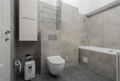 Penthouse cu 3 camere decomandat în Copou - 18