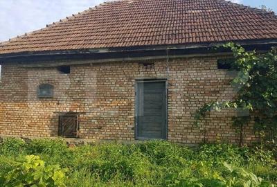 Casa cu anexe de vanzare - 3