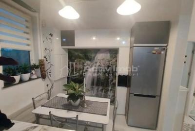 Apartament cu 2 camere decomandat în Central - 6