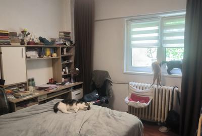 Apartament cu 3 camere decomandat în Drumul Taberei - 9