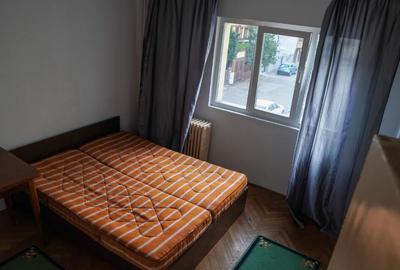 Apartament cu 4 camere decomandat în Central - 2