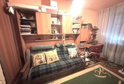 Apartament cu 3 camere semidecomandat în Central - 15
