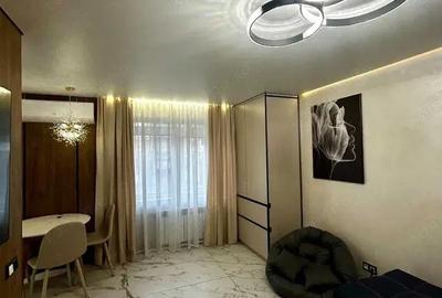 Garsonieră decomandată în Pajura - 1