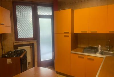 Universitate 4 camere liber 2 gr ,balcon terasa etaj 1 - 2