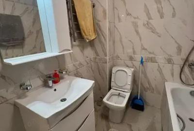Garsonieră decomandată în Romană - 1