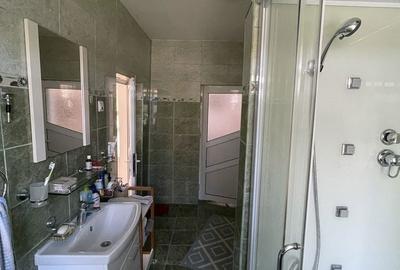 Casă cu 3 camere cu Teren 1500 Mp în Central - 5
