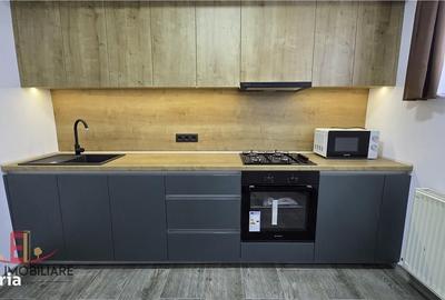 Apartament cu 7 camere în Central