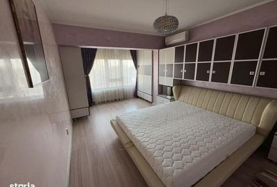 Apartament cu 3 camere decomandat, mobilat în Central