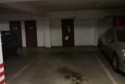 Apartament cu 3 camere decomandat în Nufărul - 12