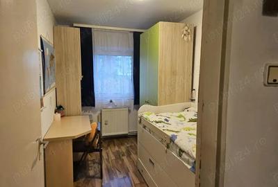 Apartament de 4 camere zona CARPATILOR Apartament de 4 camere zona CARPATILOR - 8