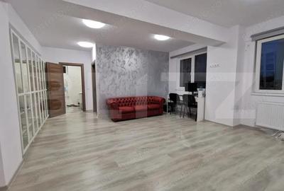 Apartament cu 2 camere semidecomandat în 9 Mai
