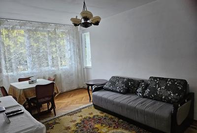 3 camere zona centrala