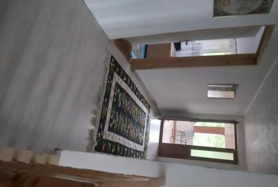 Casă cu 4 camere cu Teren 30000 Mp în Fârtățești - 9