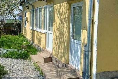 Casă cu 3 camere decomandat în Fărcașele - 3