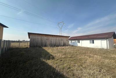 Casă cu 4 camere în Drăgoeni - 1