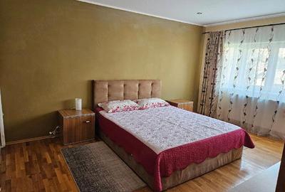Apartament cu 3 camere decomandat în Central - 4