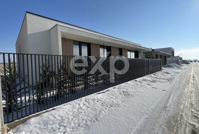 Casă cu 4 camere cu Teren 500 Mp în Moara Vlăsiei