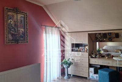 Penthouse pe Aleea Ghidodei,mobilat si utilat de lux - 10