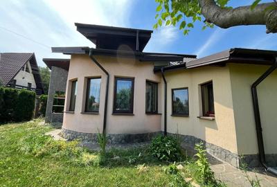 Casă individuală cu 8 camere cu Canalizare în Breaza de Sus - 3