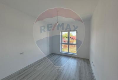 Apartament cu 2  camere de vanzare in zona Gradiste - 3