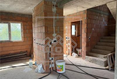 Casă individuală cu 5 camere cu Canalizare în Șelimbăr - 4