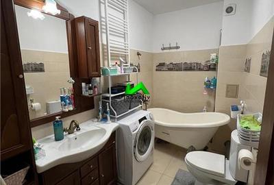 Apartament cu 3 camere decomandat în Hipodrom 3 - 10