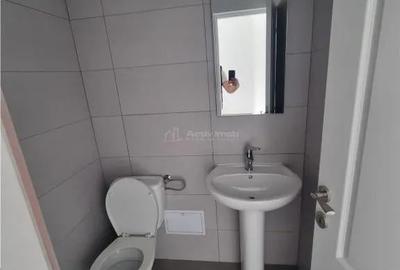 Spațiu comercial, de 70 mp, în Libertății - 3