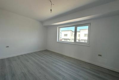 Duplex cu 5 camere cu Teren 200 Mp în Popas Păcurari - 12