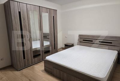 Apartament cu 3 camere, 77 mp, zona Micro 17 - 1