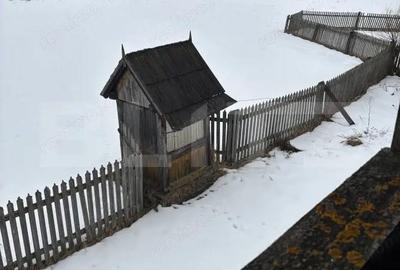 Casă cu 4 camere cu Teren 1170 Mp în Central - 1