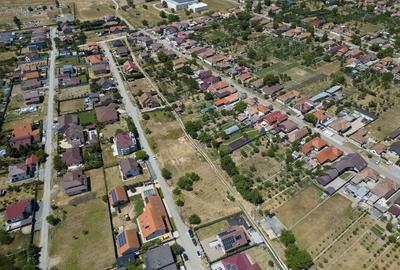 Loc de casa in Sanleani 402 mp - 7