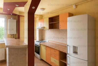 Apartament cu 3 camere semidecomandat în Florilor - 1