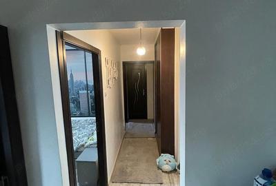 Apartament cu 4 camere decomandat, mobilat în CET - 2