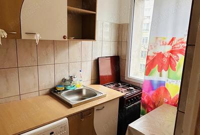 Inchiriez Garsoniera -Vatra Luminoasa - 1