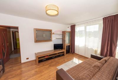 Apartament cu 3 camere semidecomandat, mobilat în Titan - 1