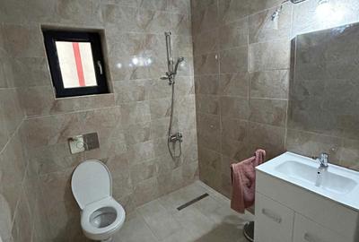 Casă cu 3 camere cu Canalizare în Unguriu - 7