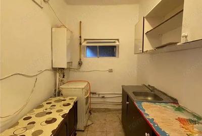 Casă cu 3 camere cu Canalizare în Central - 13